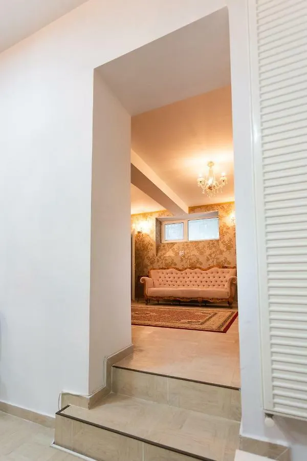 Batistei Bourgeois Apartment Bucharest